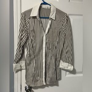 New York and Company collared button down grey and white